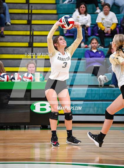 Thumbnail 1 in D'Hanis vs Round Top-Carmine (UIL 1A Region IV Semifinal) photogallery.