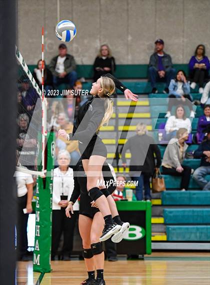 Thumbnail 2 in D'Hanis vs Round Top-Carmine (UIL 1A Region IV Semifinal) photogallery.