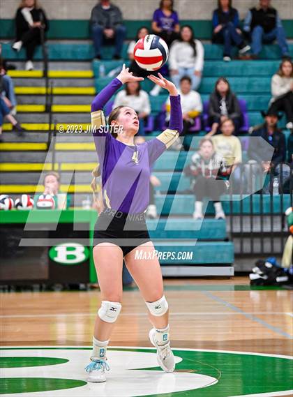 Thumbnail 3 in D'Hanis vs Round Top-Carmine (UIL 1A Region IV Semifinal) photogallery.