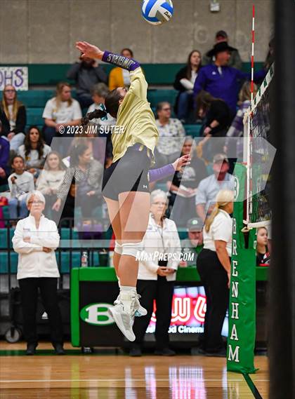 Thumbnail 2 in D'Hanis vs Round Top-Carmine (UIL 1A Region IV Semifinal) photogallery.