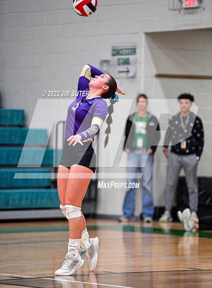 Thumbnail 3 in D'Hanis vs Round Top-Carmine (UIL 1A Region IV Semifinal) photogallery.