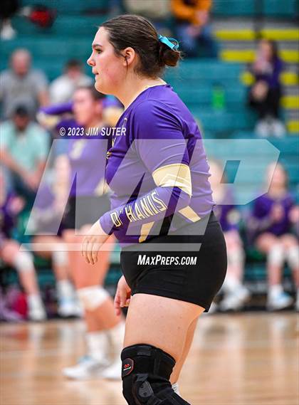 Thumbnail 1 in D'Hanis vs Round Top-Carmine (UIL 1A Region IV Semifinal) photogallery.