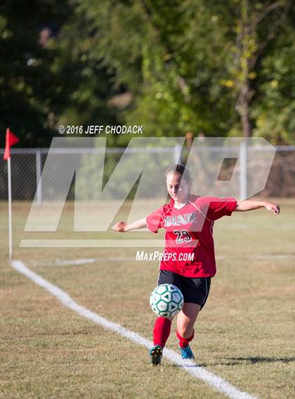 Thumbnail 3 in Masuk @ New Milford photogallery.