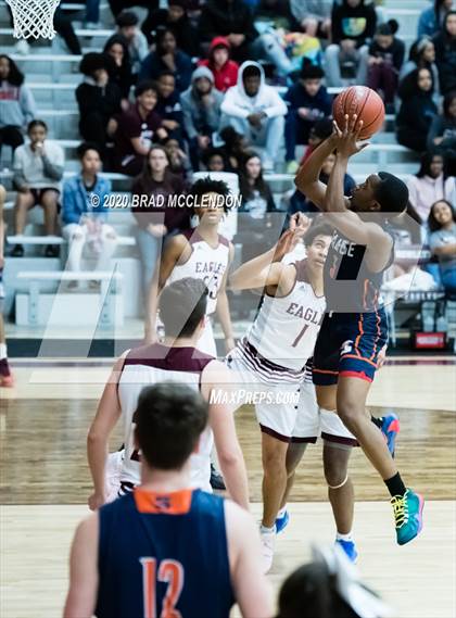 Thumbnail 3 in Sachse vs Rowlett photogallery.