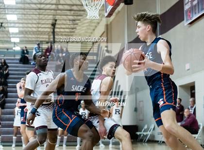 Thumbnail 2 in Sachse vs Rowlett photogallery.