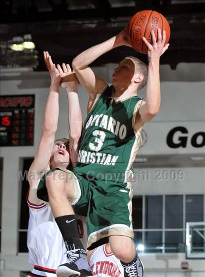 Thumbnail 2 in Ontario Christian vs. Glendora (So Cal Shootout) photogallery.