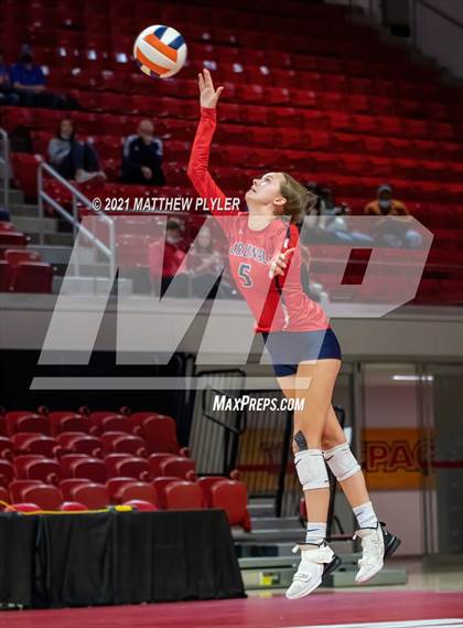 Thumbnail 1 in Neuse Charter vs. Union Academy (NCHSAA 1A Final) (2 of 2) (the Game) photogallery.