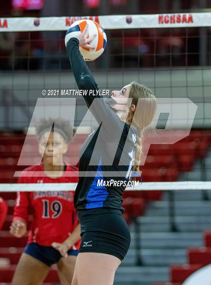Thumbnail 3 in Neuse Charter vs. Union Academy (NCHSAA 1A Final) (2 of 2) (the Game) photogallery.