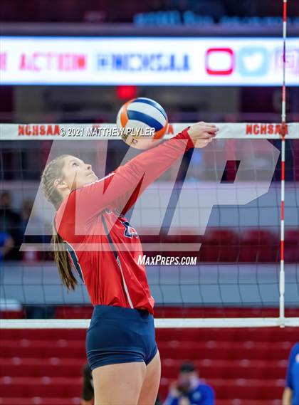 Thumbnail 1 in Neuse Charter vs. Union Academy (NCHSAA 1A Final) (2 of 2) (the Game) photogallery.