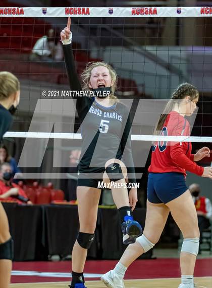 Thumbnail 3 in Neuse Charter vs. Union Academy (NCHSAA 1A Final) (2 of 2) (the Game) photogallery.