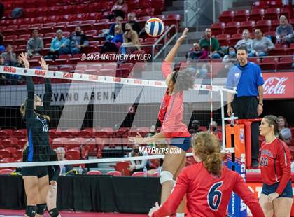 Thumbnail 3 in Neuse Charter vs. Union Academy (NCHSAA 1A Final) (2 of 2) (the Game) photogallery.