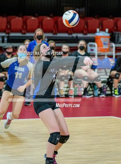 Thumbnail 2 in Neuse Charter vs. Union Academy (NCHSAA 1A Final) (2 of 2) (the Game) photogallery.
