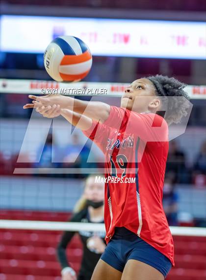 Thumbnail 2 in Neuse Charter vs. Union Academy (NCHSAA 1A Final) (2 of 2) (the Game) photogallery.