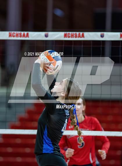 Thumbnail 2 in Neuse Charter vs. Union Academy (NCHSAA 1A Final) (2 of 2) (the Game) photogallery.