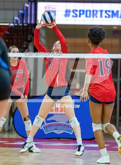 Thumbnail 1 in Neuse Charter vs. Union Academy (NCHSAA 1A Final) (2 of 2) (the Game) photogallery.