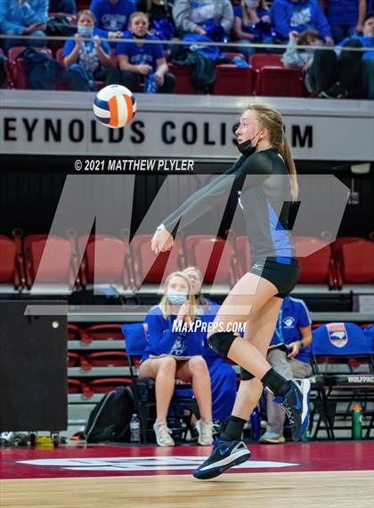 Thumbnail 2 in Neuse Charter vs. Union Academy (NCHSAA 1A Final) (2 of 2) (the Game) photogallery.