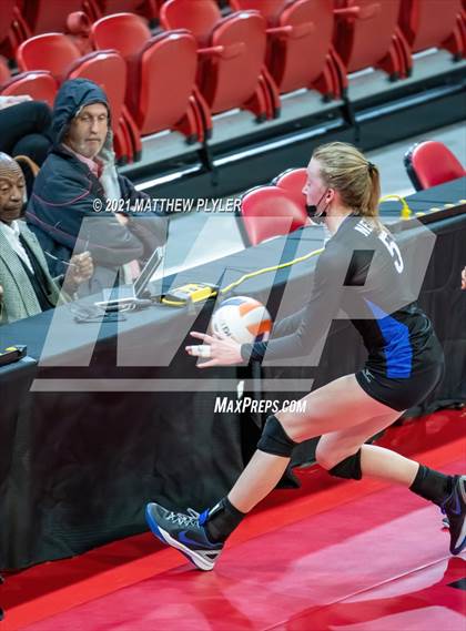 Thumbnail 2 in Neuse Charter vs. Union Academy (NCHSAA 1A Final) (2 of 2) (the Game) photogallery.