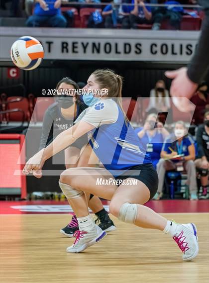 Thumbnail 2 in Neuse Charter vs. Union Academy (NCHSAA 1A Final) (2 of 2) (the Game) photogallery.