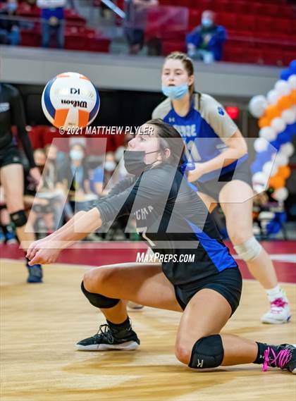 Thumbnail 2 in Neuse Charter vs. Union Academy (NCHSAA 1A Final) (2 of 2) (the Game) photogallery.
