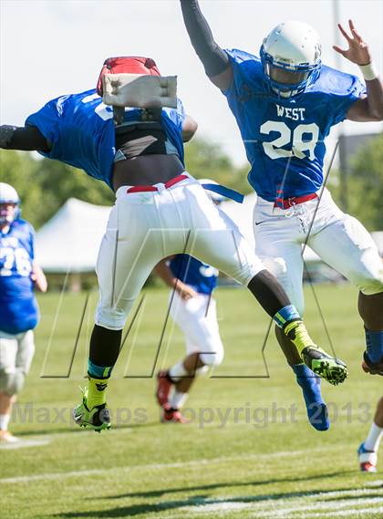 Thumbnail 3 in Rhode Island All-Star Game (East vs West) photogallery.