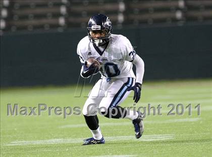 Thumbnail 2 in Bellarmine vs. Santa Margarita (CIF State D1 Final) photogallery.