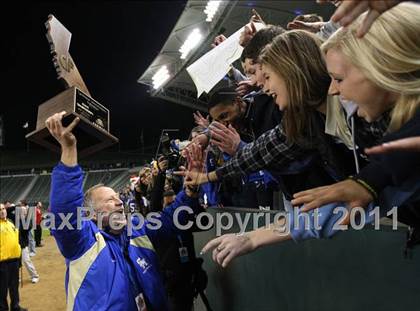 Thumbnail 3 in Bellarmine vs. Santa Margarita (CIF State D1 Final) photogallery.