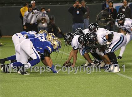 Thumbnail 1 in Bellarmine vs. Santa Margarita (CIF State D1 Final) photogallery.