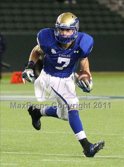Thumbnail 3 in Bellarmine vs. Santa Margarita (CIF State D1 Final) photogallery.