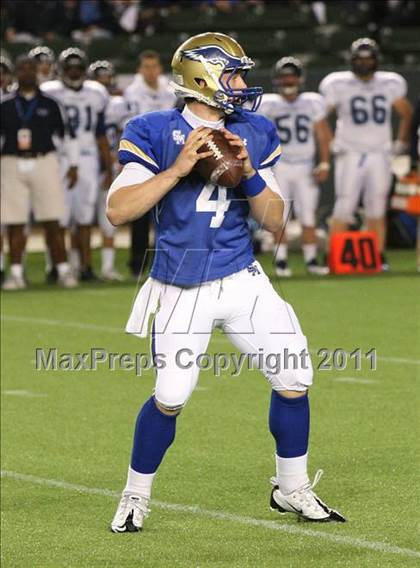Thumbnail 1 in Bellarmine vs. Santa Margarita (CIF State D1 Final) photogallery.