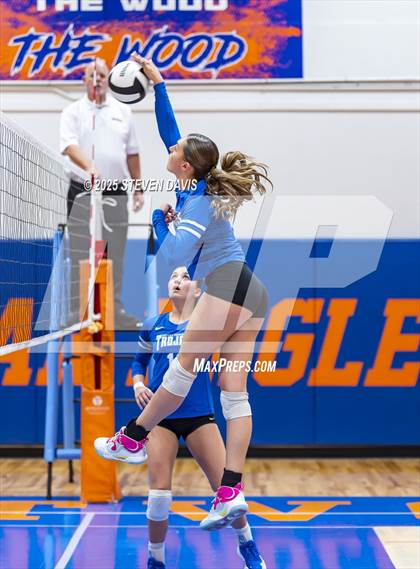 Thumbnail 2 in Valley Christian vs. Thatcher (Westwood TOC) photogallery.