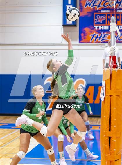 Thumbnail 3 in Valley Christian vs. Thatcher (Westwood TOC) photogallery.