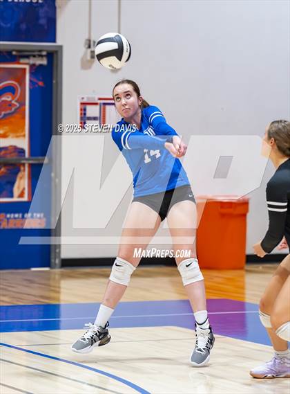 Thumbnail 3 in Valley Christian vs. Thatcher (Westwood TOC) photogallery.