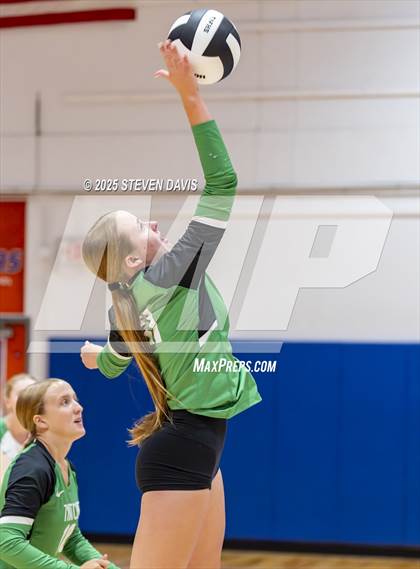 Thumbnail 1 in Valley Christian vs. Thatcher (Westwood TOC) photogallery.