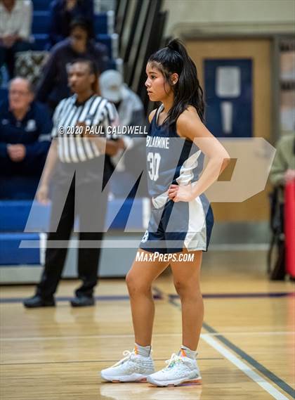 Thumbnail 3 in Bellarmine Prep vs. Skyview (WIAA 4A Quarterfinal) photogallery.