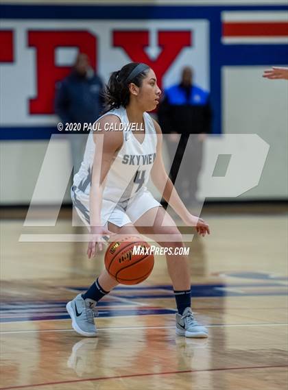Thumbnail 3 in Bellarmine Prep vs. Skyview (WIAA 4A Quarterfinal) photogallery.