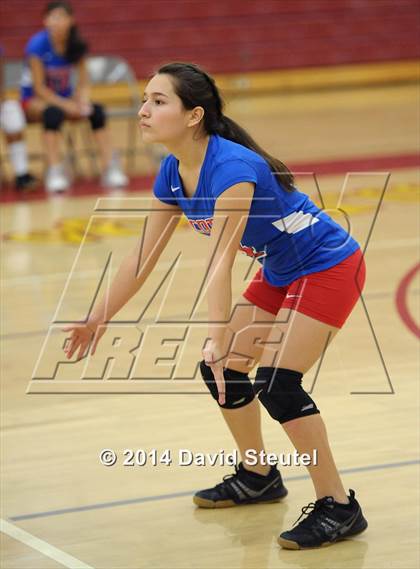 Thumbnail 2 in Highlands @ Encina Prep photogallery.