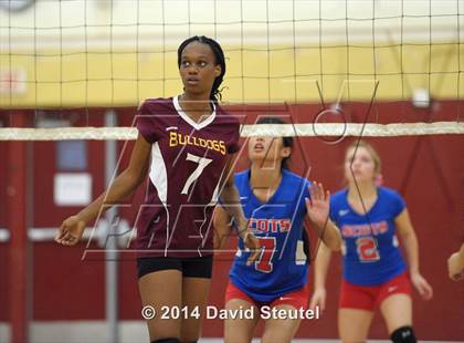 Thumbnail 3 in Highlands @ Encina Prep photogallery.