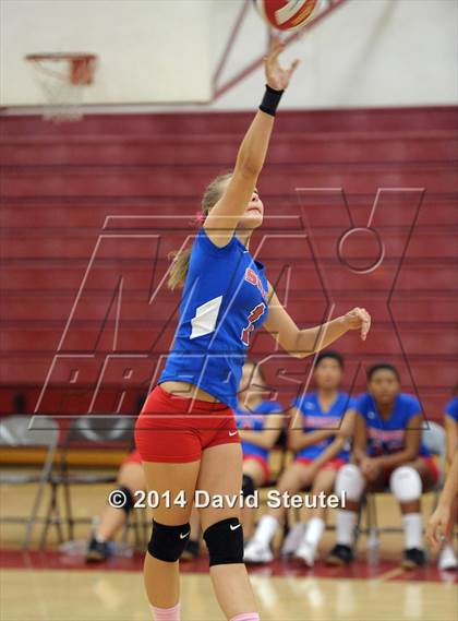 Thumbnail 1 in Highlands @ Encina Prep photogallery.