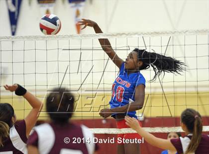 Thumbnail 2 in Highlands @ Encina Prep photogallery.
