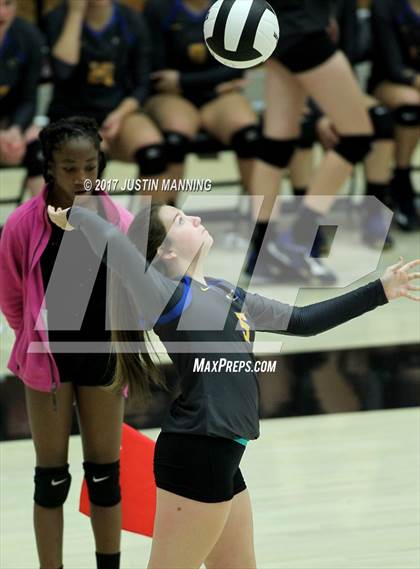 Thumbnail 1 in Sheridan @ Malvern photogallery.