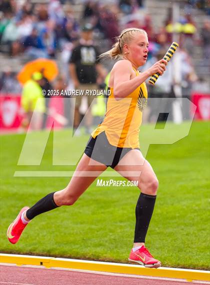 Thumbnail 1 in CHSAA State Championships (4 x 400m Finals) photogallery.