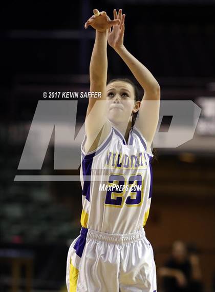 Thumbnail 3 in Kit Carson vs. Fleming (CHSAA 1A Final) photogallery.