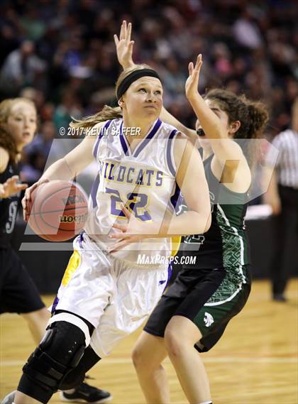 Thumbnail 2 in Kit Carson vs. Fleming (CHSAA 1A Final) photogallery.