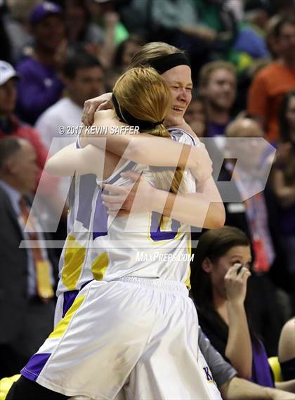Thumbnail 2 in Kit Carson vs. Fleming (CHSAA 1A Final) photogallery.