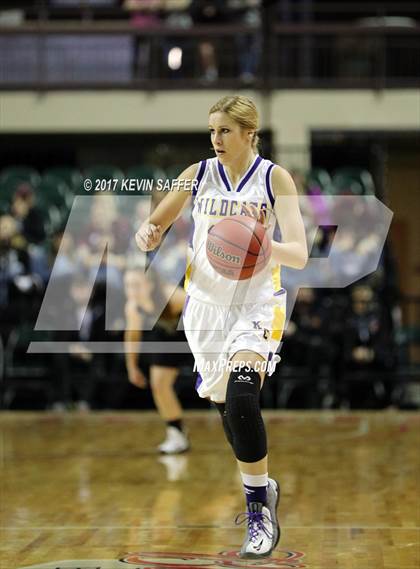 Thumbnail 3 in Kit Carson vs. Fleming (CHSAA 1A Final) photogallery.