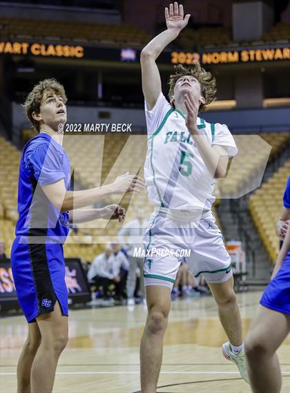Thumbnail 2 in Blair Oaks vs South Callaway (Norm Stewart Classic) photogallery.