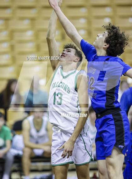 Thumbnail 2 in Blair Oaks vs South Callaway (Norm Stewart Classic) photogallery.