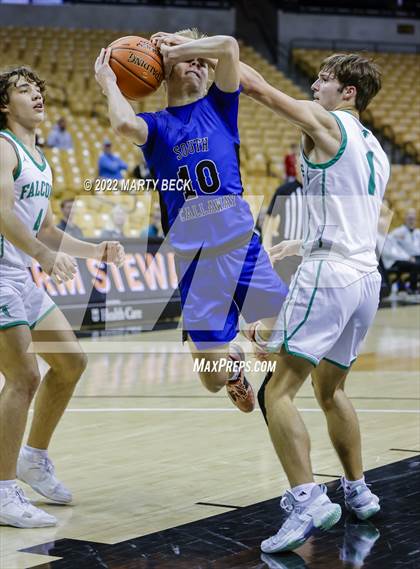 Thumbnail 2 in Blair Oaks vs South Callaway (Norm Stewart Classic) photogallery.