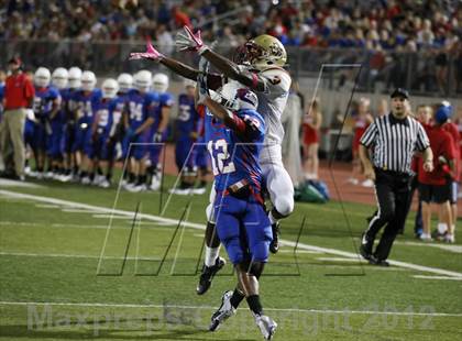 Thumbnail 1 in Rouse @ Leander photogallery.