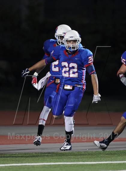 Thumbnail 3 in Rouse @ Leander photogallery.